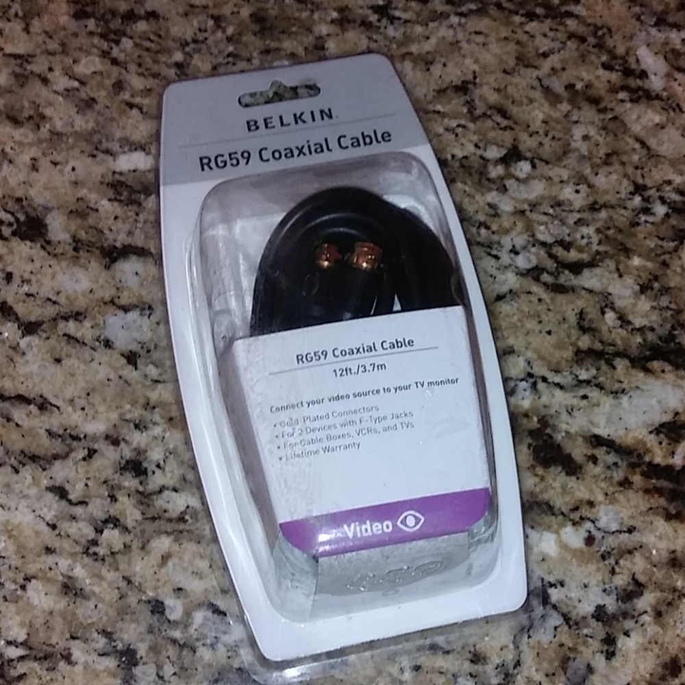 0910 Belkin 12 Foot Coaxial Cable, RF59